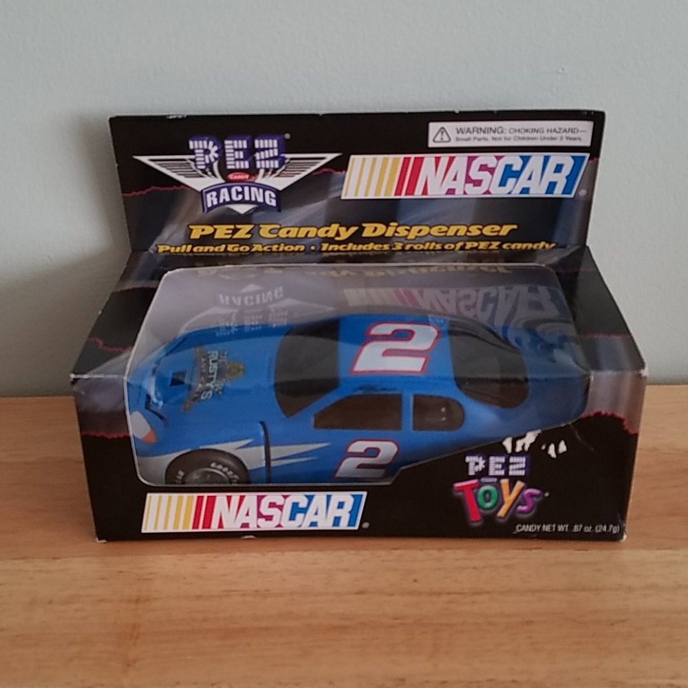 PEZ Nascar Candy Dispenser Pull and Go Action